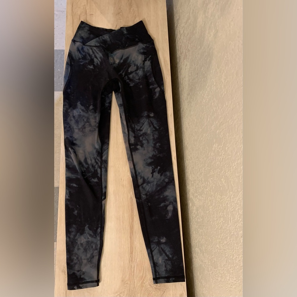 Alphalete leggins